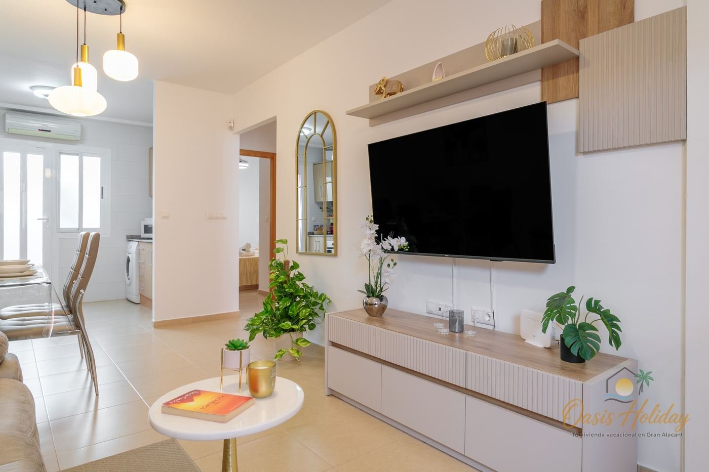 Salón con televisión